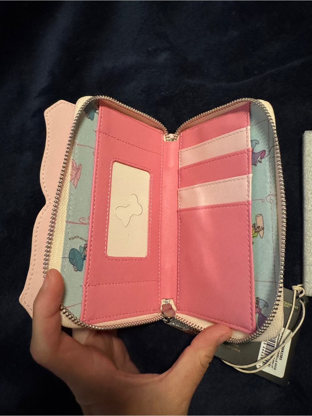 Cinderella’s Mice Making the Pink Dress Zipper Wallet - Picture 4 of 6